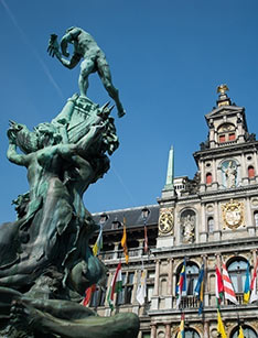 比邻：遇见50年封面图