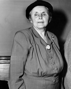 安娜与中国封面图