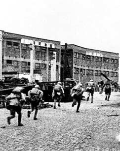 解放上海——攻打苏州河封面图