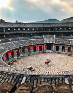 回到围屋封面图