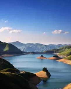 天湖奥秘封面图