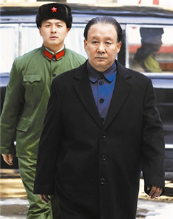 历史转折中的邓小平封面图