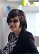 红玫瑰，黑玫瑰封面图